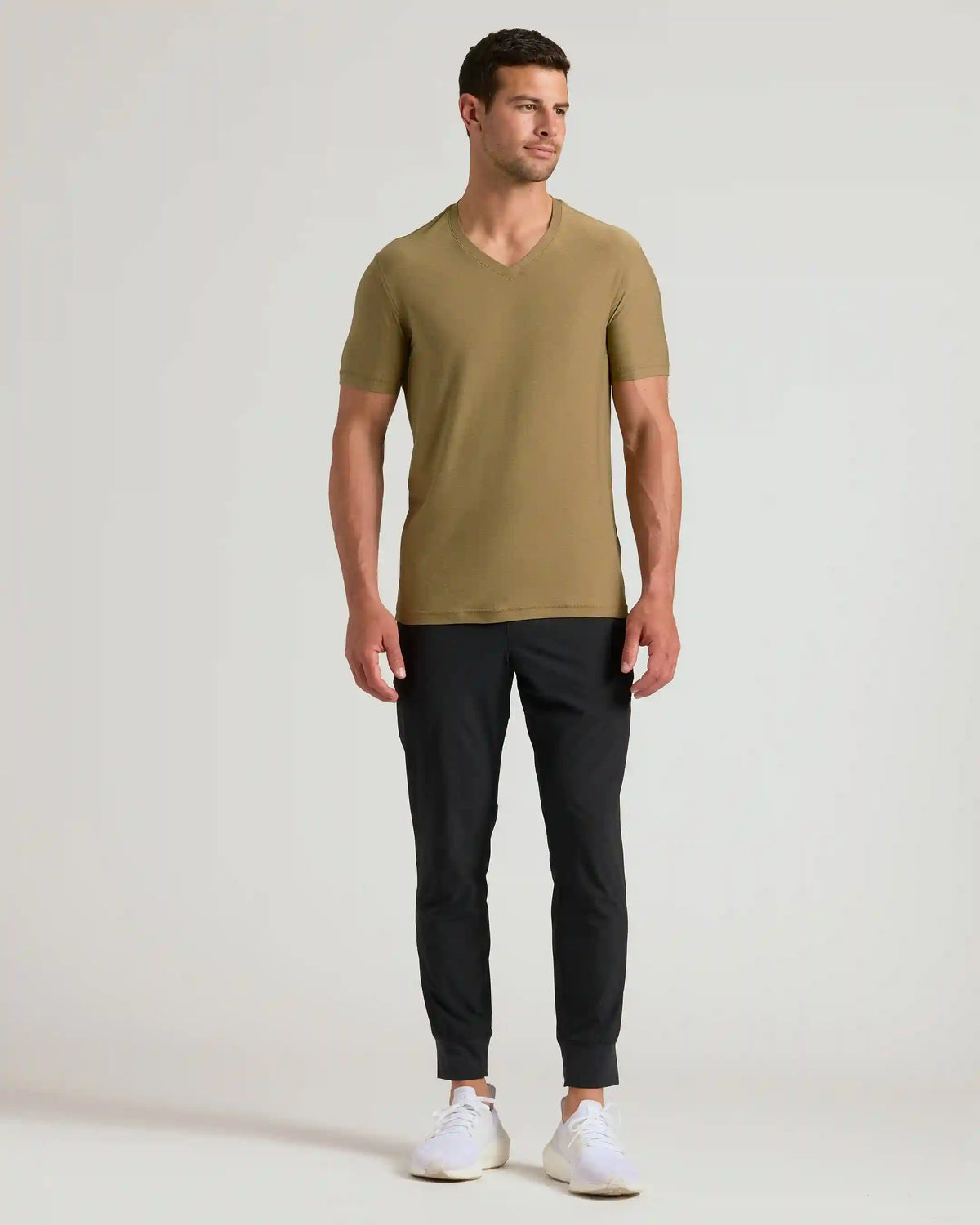 Overland Active V-Neck